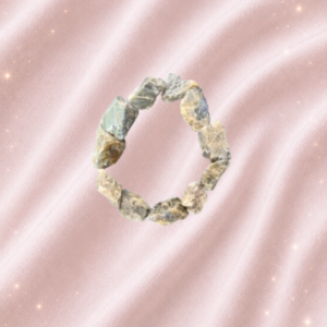 Shukr Mani Crystal Pendant – Love, Harmony & Creative Energy